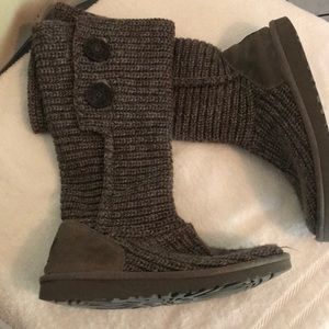 Uggs boots knitting